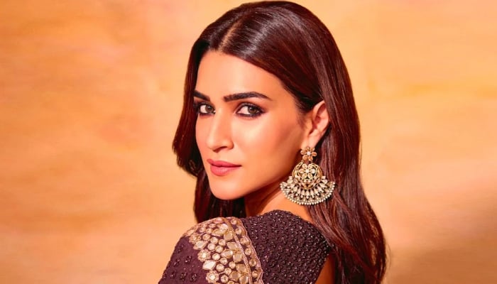 Kriti Sanon reminisces about her encounter with THIS humble Hollywood star