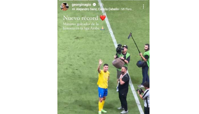 Cristiano Ronaldo shows romantic gesture for Georgina Rodriguez after breaking new record. — Instagram/@georginagio