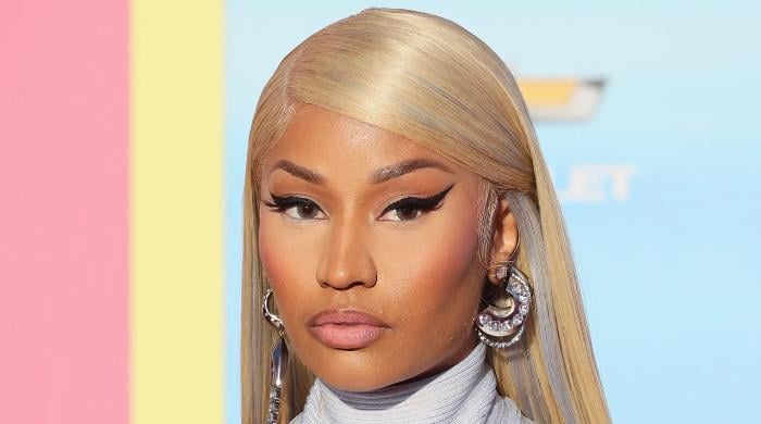 Nicki Minaj seems infuriated by DJ’s actions