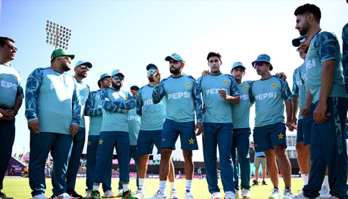 Pakistans skipper Babar Azam speaks to the team ahead of their T20 World Cup 2024 match against the hosts US in this image released on June 6, 2024. — X/@TheRealPCB