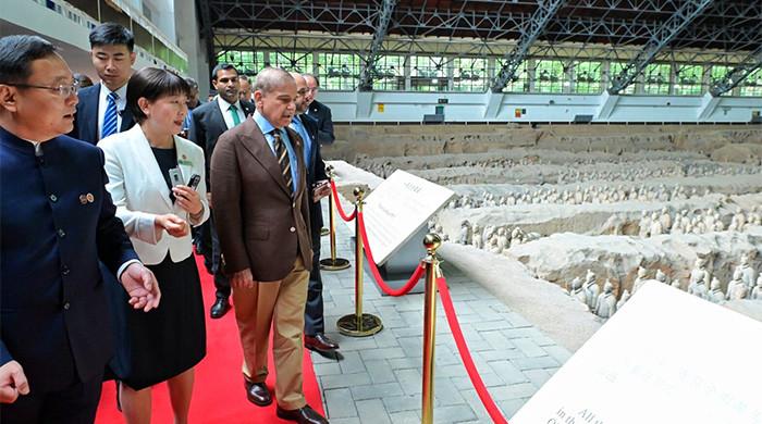 PM Shehbaz visits historical Chinese museum in Xi'an on President Xi's invitation