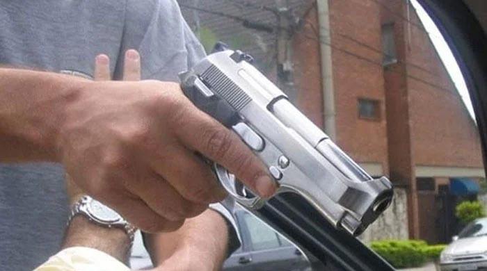 Three armed men rob Geo News' employee in Karachi
