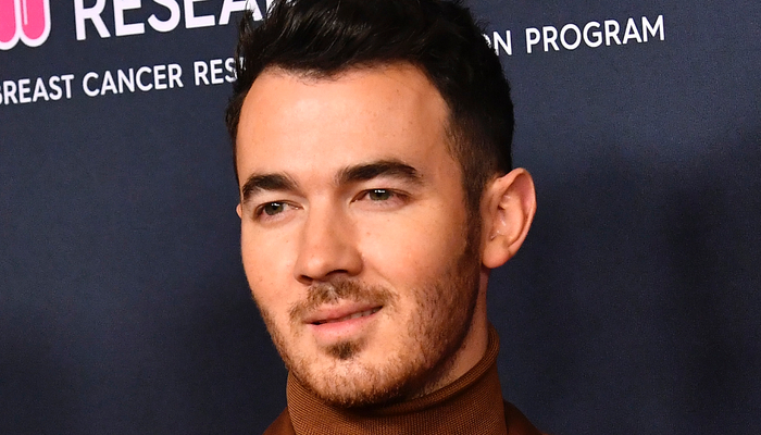 Kevin Jonas gets rid of cancer