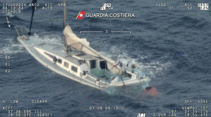 باكستانيون من بين 11 غرقوا في حادث قارب قبالة الساحل الإيطالي