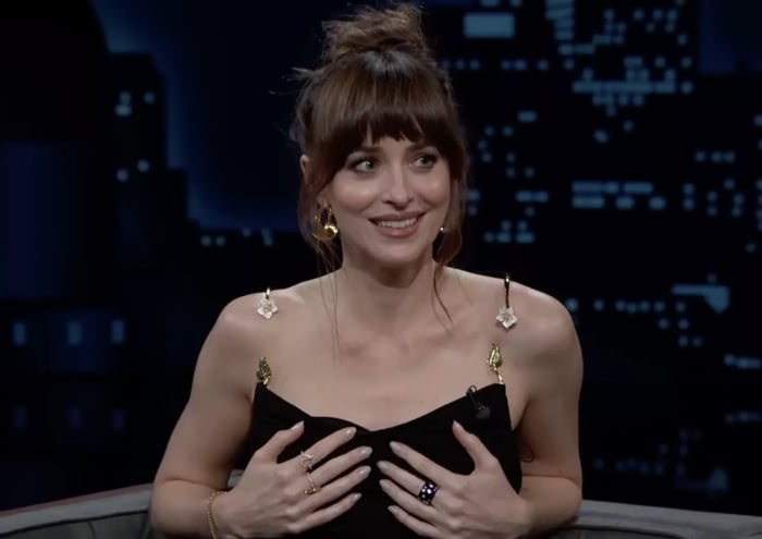 Dakota Johnson narrowly avoids wardrobe malfunction at Jimmy Kimmel Show