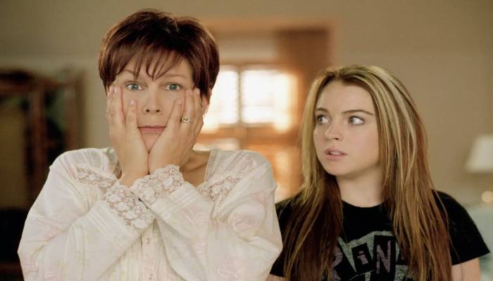 Jamie Lee Curtis and Lindsay Lohan back together on the set of Freaky Friday 2