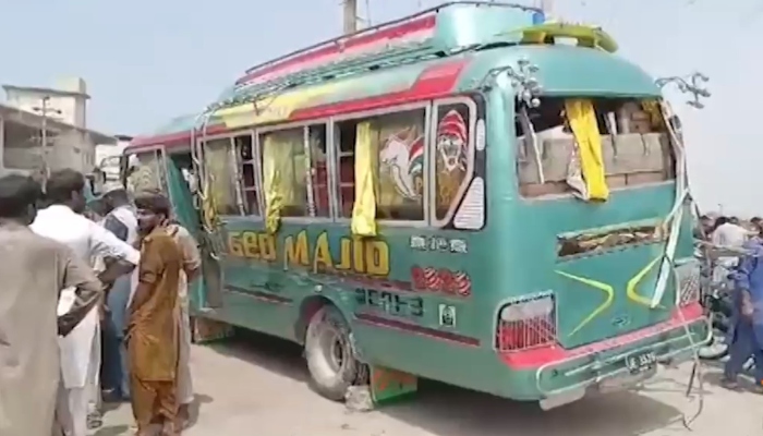 The image shows hind side of the ill-fated bus near Mauripur Truck Adda in Karachi on June 30, 2024. —Screengrab/Geo News