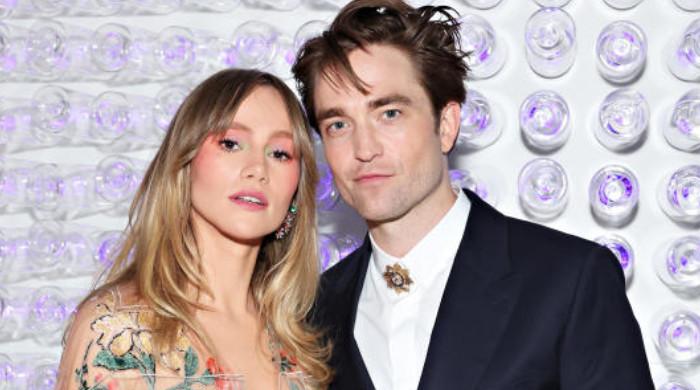 Suki Waterhouse details Robert Pattinson’s reaction to songs about her exes