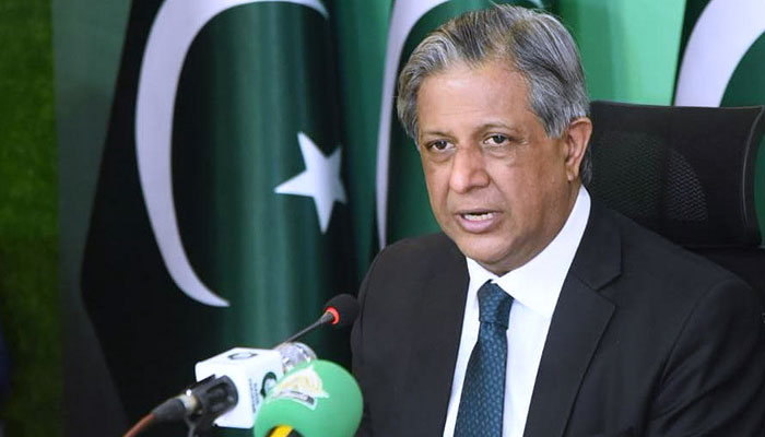 Federal Minister for Law and Justice, Senator Azam Nazeer Tarar addressed an important press conference in Islamabad on March 28, 2024. — APP