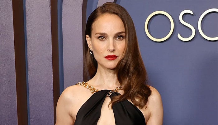 Natalie Portman reveals childrens love for vegemite.