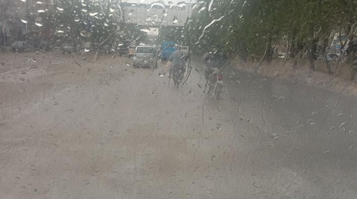 Rain hits various parts of Karachi