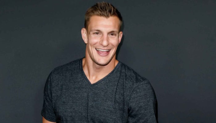 Rob Gronkowski in Matt Damon, Casey Afflecks The Instigators