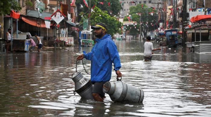 کراچی میں 4 سے 7 اگست تک موسلادھار بارش کا امکان ہے۔