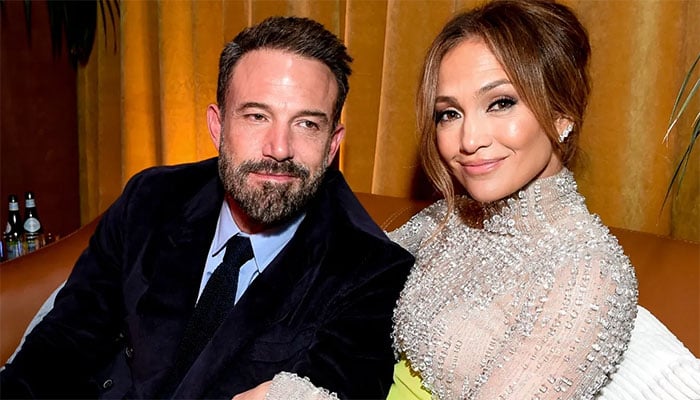 Jennifer Lopez and Ben Affleck keep split private.