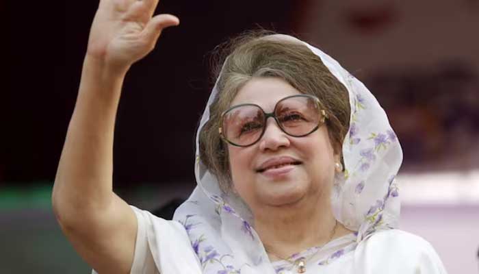 Bangladesh Nationalist Party (BNP) Chairperson Begum Khaleda Zia waves to activists as she arrives for a rally in Dhaka in this file picture taken January 20, 2014. — Reuters