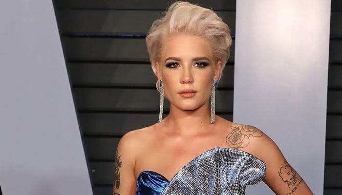 Halsey recalls heart-wrenching onstage story: Really tough position