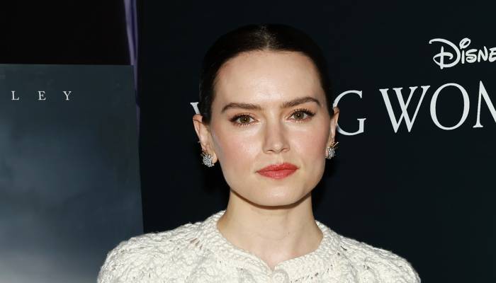 Daisy Ridley dishes out details about her Graves disease