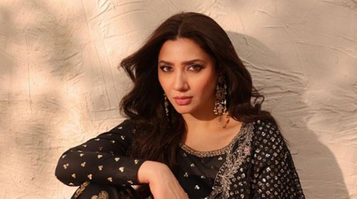 Mahira Khan: “Beautiful” gift stolen from husband