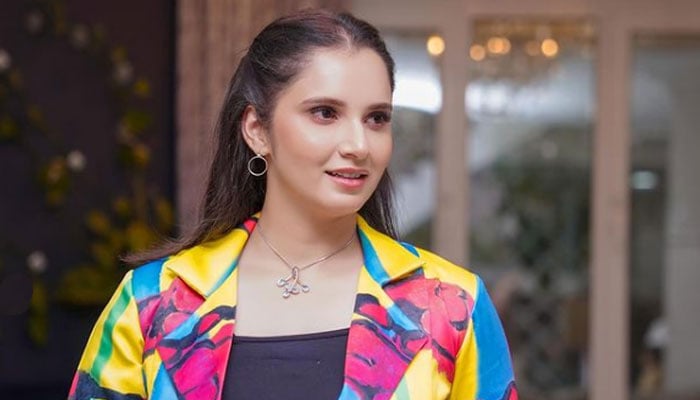 Sania Mirza poses for a photograph. — Instagram/@mirzasaniar