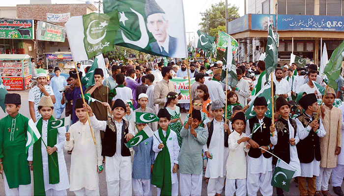 Students of different educational institutions are holding demonstration rally in connection with the Independence Day celebration. PPI/File