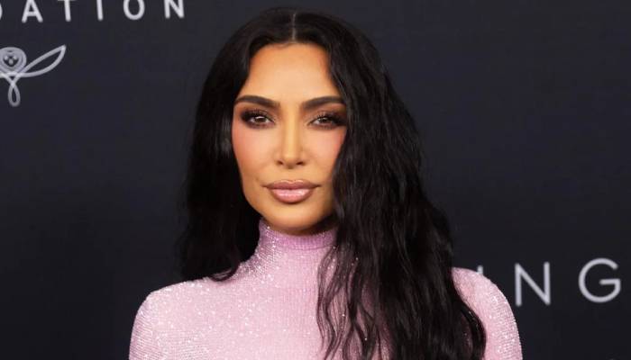 Kim Kardashian confirms shes single during Jimmy Fallon show