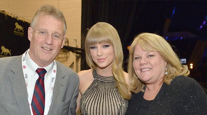 Taylor Swift’s parents delight fans with dance performances and gifts at Wembley concert