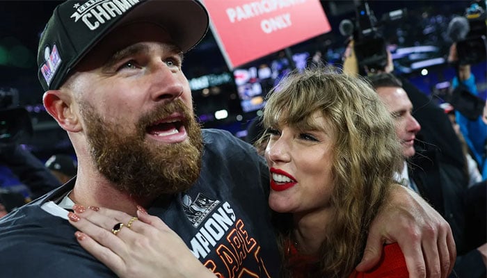 Travis Kelce joins fellow NFL players to celebrate another win