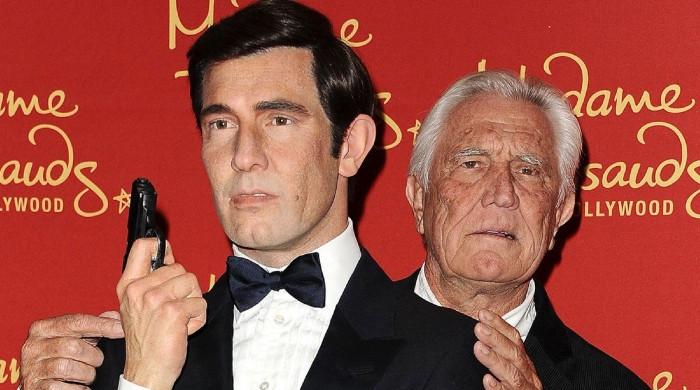 Former ‘James Bond’ star George Lazenby looks frail in rare outing