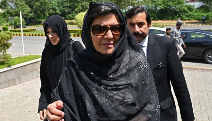 Aleema Khan (C) and Uzma Khanum (L), sisters of former PM Imran Khan arrive at the Islamabad High Court in Islamabad on August 29, 2023. — AFP