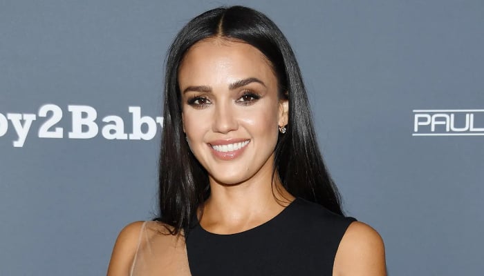 Jessica Alba provides family update