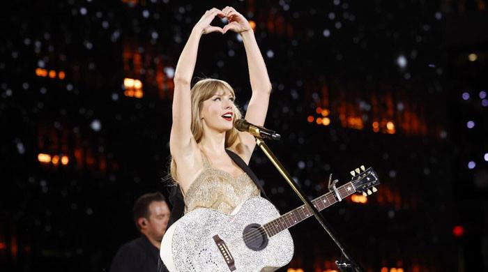 Taylor Swift receives stern warning as music rival makes big announcement