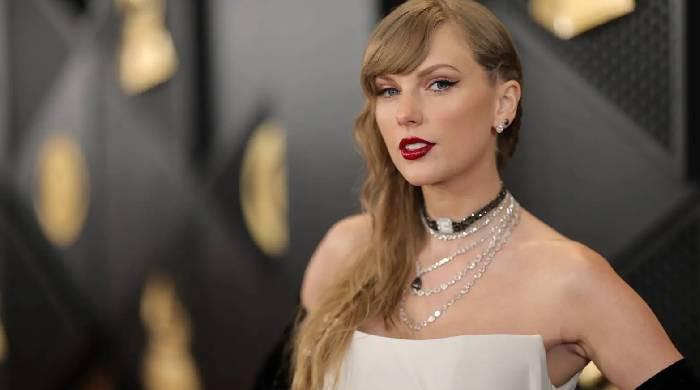 Report: Taylor Swift publishes debut novel she wrote as a teenager