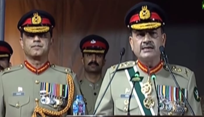 Chief of Army Staff (COAS) General Asim Munir (right). —Screengrab/ Geo News/ YouTube/File