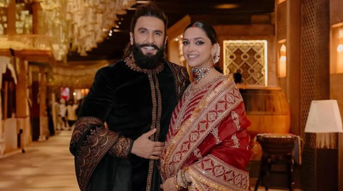 Deepika Padukone, Ranveer Singh share first photo after welcoming daughter