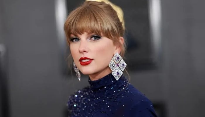 Taylor Swift addresses negative impact of AI in new social media post