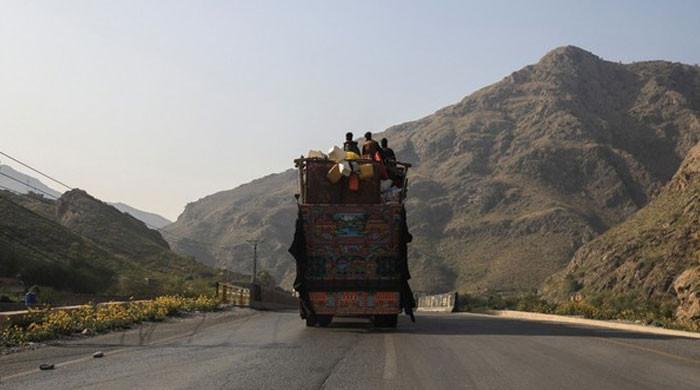 ADB نے KP سڑکوں کی بحالی کے لیے 320 ملین ڈالر کے قرض کی منظوری دی۔