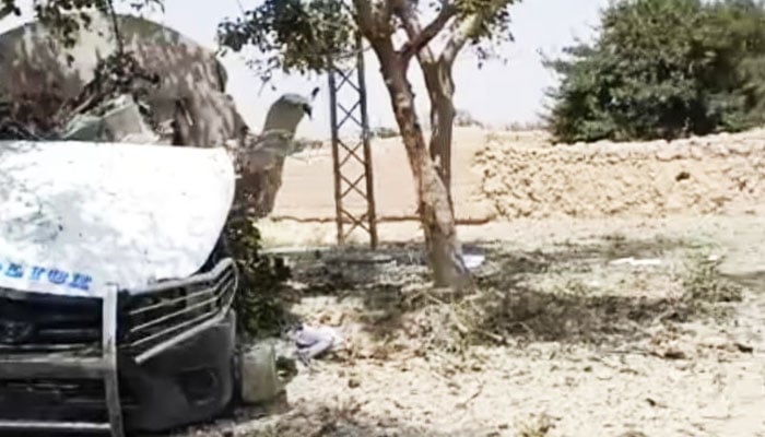 The police mobile van can be seen damaged in the explosion in Kuchlak near Quetta  on September 14, 2024. —Screengrab/ Reporter