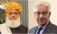 Despite Fazl's Rejection, Asif Says Hope Still Alive For JUI-F Supporting Constitutional Amendment