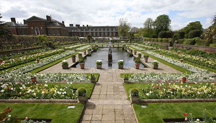 The White Garden at Kensington Palace.