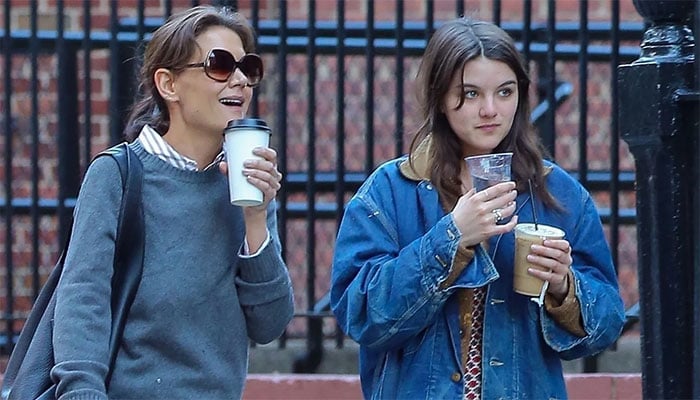 Katie Holmes set to support daughter Suri at college.