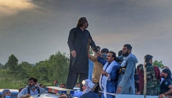 Khyber Pakhtunkhwa (KP) Chief Minister Ali Amin Gandapur leads a convoy to Rawalpindi on September 28, 2024. — Social media