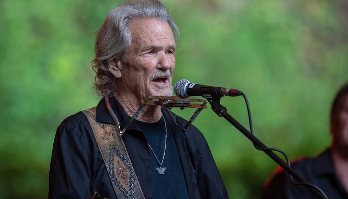 Kris Kristofferson, ‘A Star Is Born, Blade actor and country music legend dies at 88