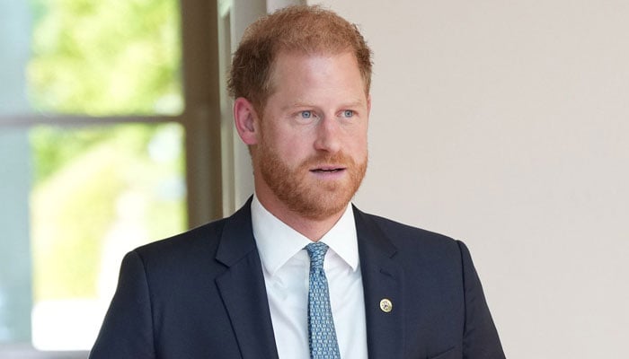 Prince Harry gets sweet welcome from WellChild as he arrives in UK