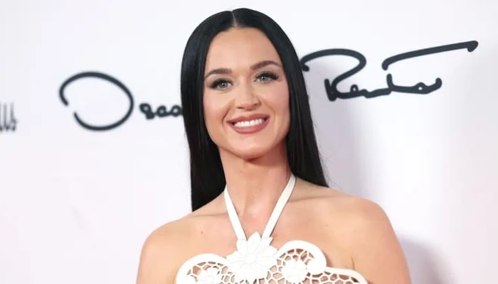 Katy Perry shares unconventional egg-cracking method in hilarious video