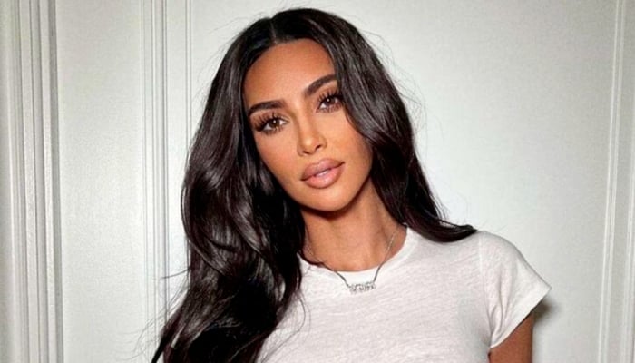 Kim Kardashians new photos sparks cosmetic surgery rumours