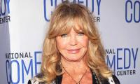 Oliver Hudson Credits Mom Goldie Hawn For Helping In Mental Health Struggles