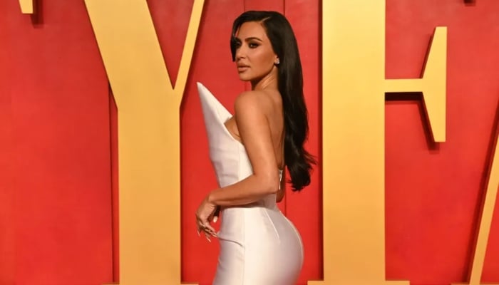 Kim Kardashian pede misericórdia no caso dos irmãos Menéndez