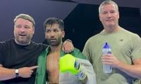 Pakistan's Muhammad Waseem Beats Jaba Memishishi