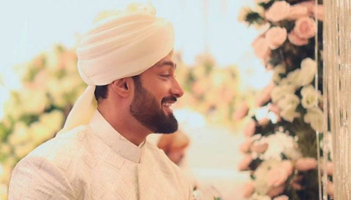 Renowned singer Umair Jaswal ties the knot again. — umairjaswalofficial