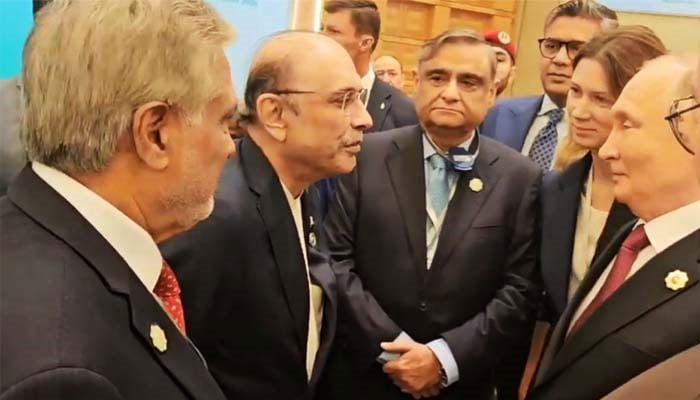 President Asif Ali Zardari (second left) interacts with his Russian counterpart Vladimir Putin (second from right) on the sidelines of international forum on “Interrelation of Times and Civilizations- Basis for Peace and Development”in Ashgabat, Turkmenistan on October 11, 2024. — Radio Pakistan